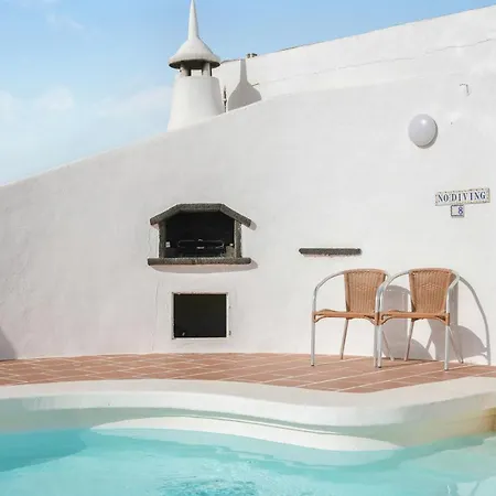 Casa Blanca Villa *